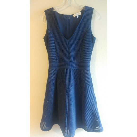 REISS Textured Dress SZ 4 - Picture 3 of 8